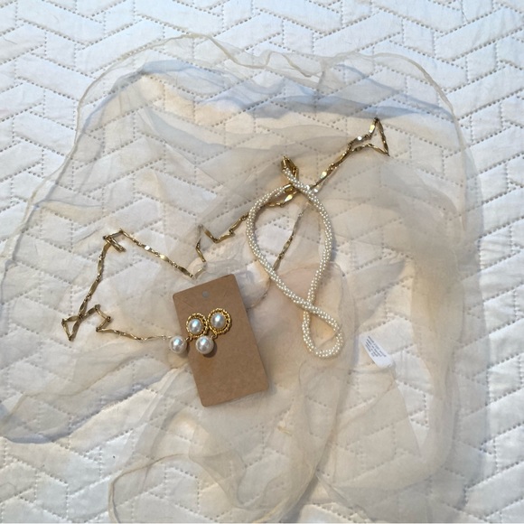 “Antionette” 34-36A vintage lingerie and accessories pre-made bundle - Picture 5 of 5